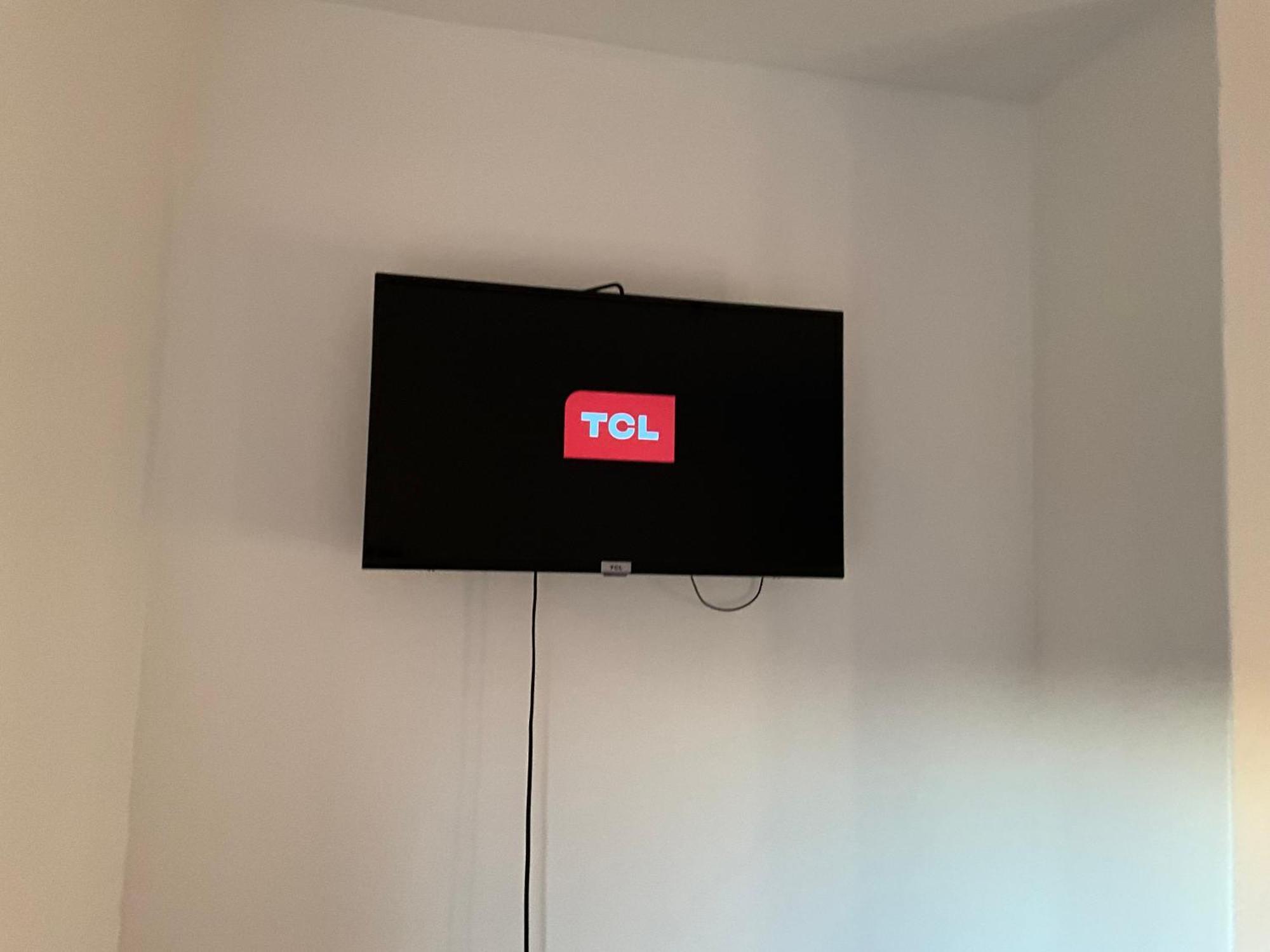 Comfy, Cosy Small Double With Wi-Fi Earley Eksteriør billede